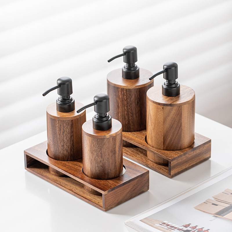 Bottiglie vuote porzionanti a  - Luxury Skincare Bottles recensione e prezzo